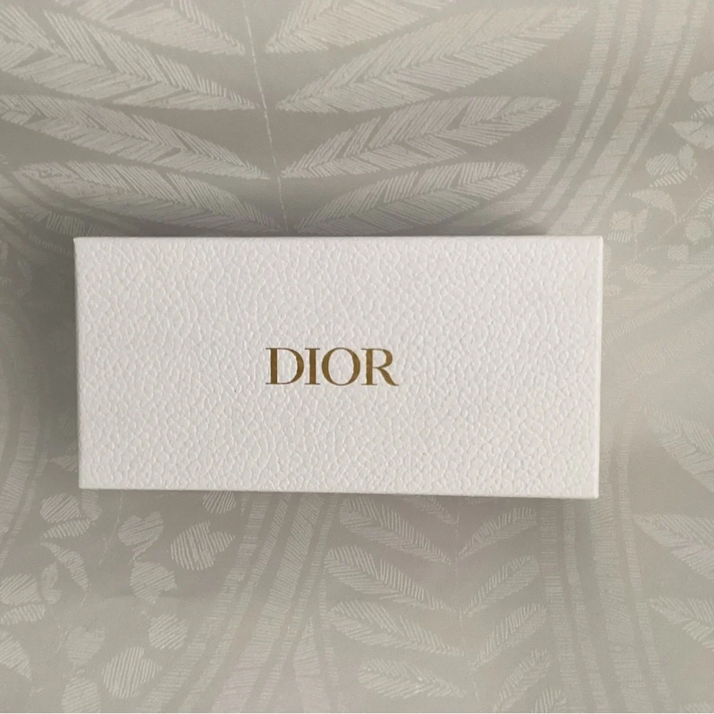 NEW Authentic DiorTag SU 40E0 Clear Pale Pink Sunglasses - Picture 10 of 16